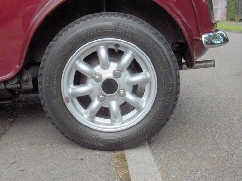 Mini30 eight spoke alloy wheels